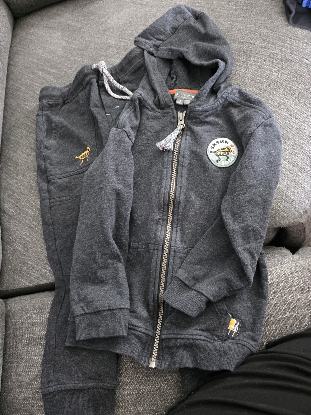 Charcoal Cat Band Hoodie & Jogger Set for Kids  Souris Mini Dessin Dans  Le Dos